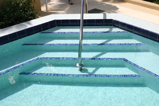 traditional-pool (1)